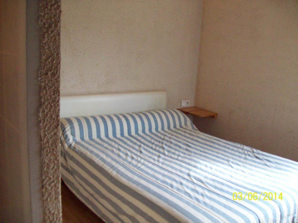 Le Relais Des Blaches Hotel Pierrelatte Quarto foto